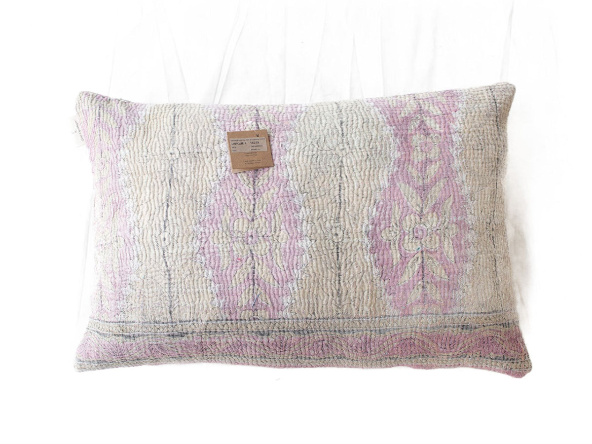 Unique sari pillowcase 60x40 in purple/violet with fine dotted weave pattern and red details - Indian, bohemian and vintage sari pillows in oriental style