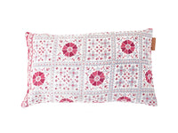 Indian sari pillowcase 30x50 in white with red flowers and ethnic patterns, unique boho bohemian sari pillow