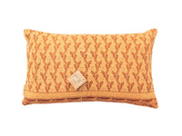 Sari pillowcase 30x50 in beige and terracotta with colorful oriental wave patterns and vintage boho border, unique Indian pillowcase in upcycled sari fabric