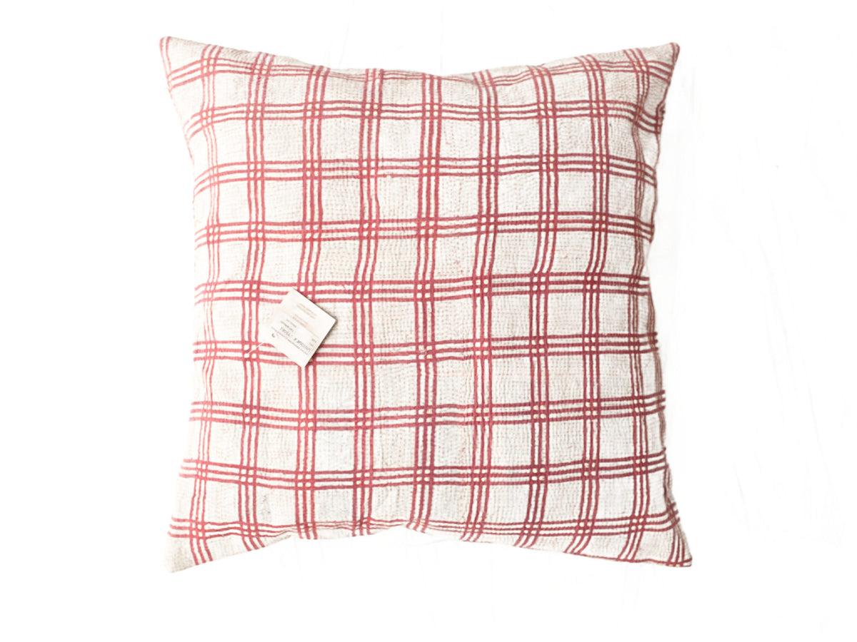 Sari pillowcase 50x50 in vintage white and burgundy with checkered pattern, Indian boho/sari pillow, unique oriental pillow (colorful ethnic pillowcases)