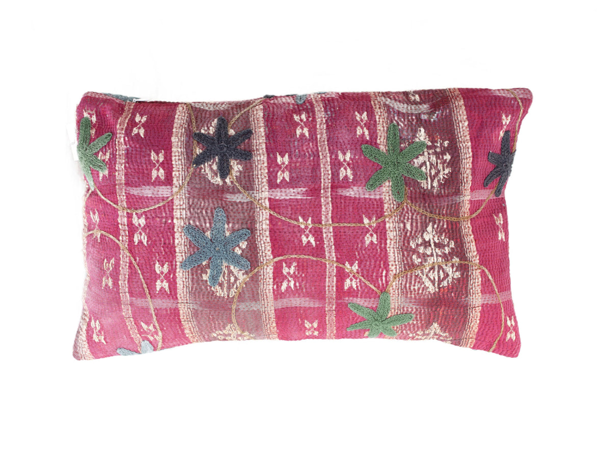 Unique suzani pillowcase 30x50 cm in pink with embroidered stars and floral motifs in blue and green, boho oriental vintage ethnic style.