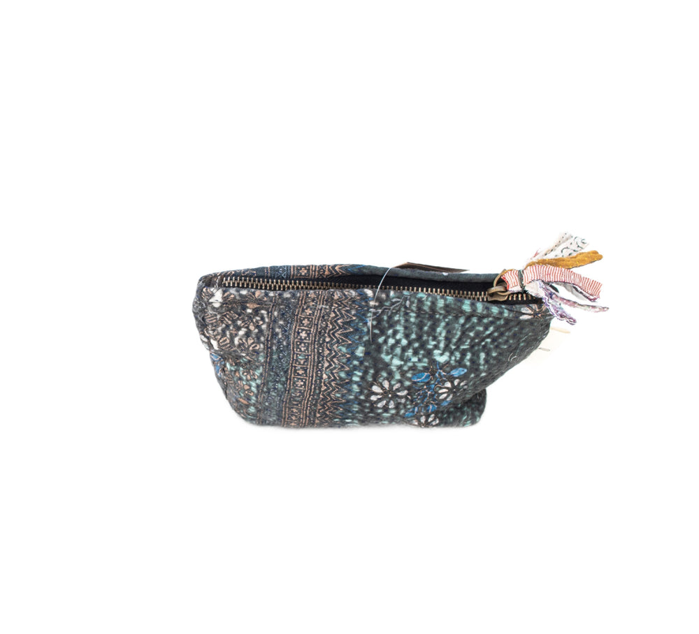 Fine Q Pouch Small – Y9783 – forside